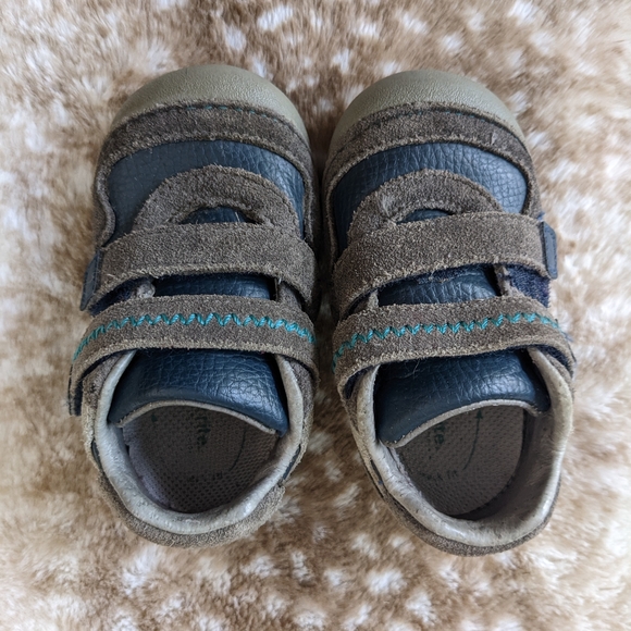 Stride Rite Toddler shoes size 5M - Picture 2 of 8
